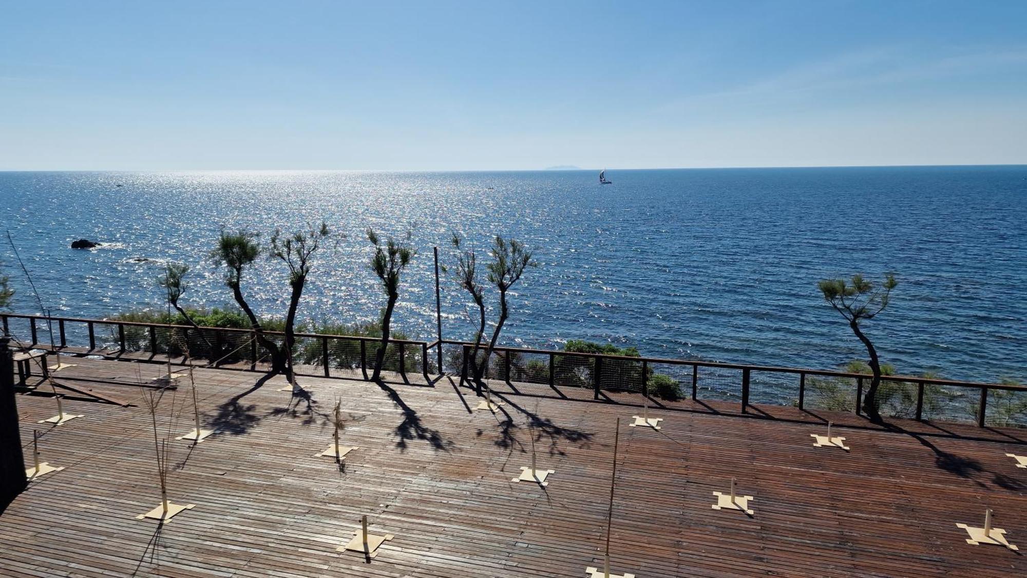 Cala Dei Mori Aparthotel Livorno Bagian luar foto