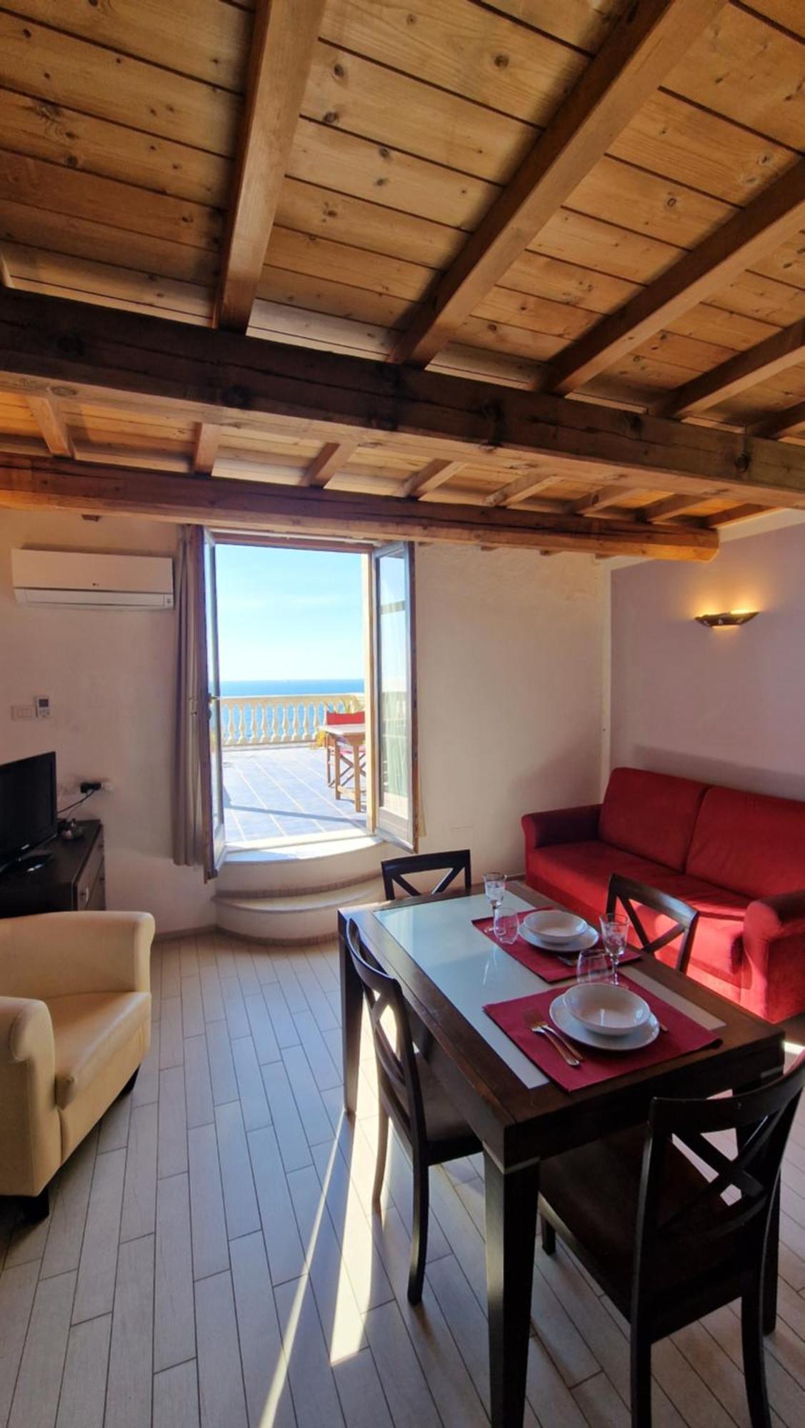 Cala Dei Mori Aparthotel Livorno Bagian luar foto