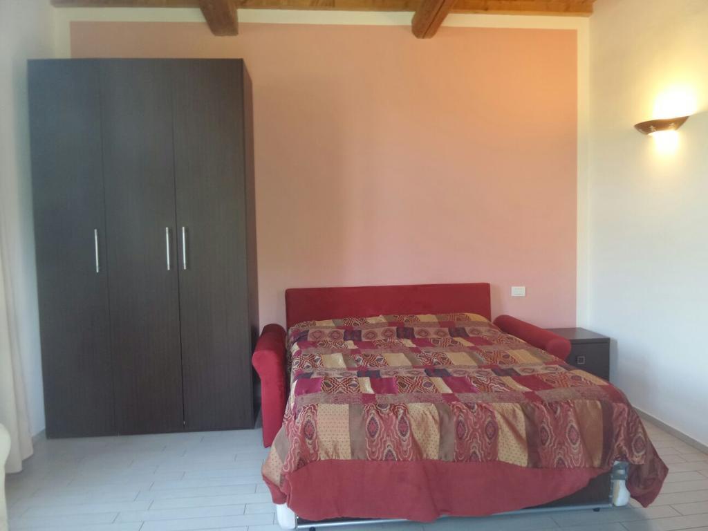 Cala Dei Mori Aparthotel Livorno Bagian luar foto